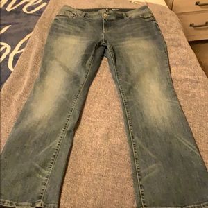 INC Curvy Fit Bootcut jeans, size 16, 32”L